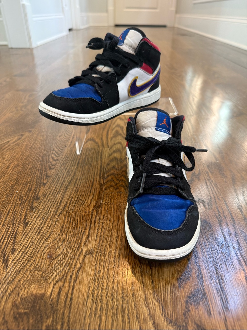 Kids Nike Air Jordan 1 Sneakers - Sz 1 - Picture 10 of 10